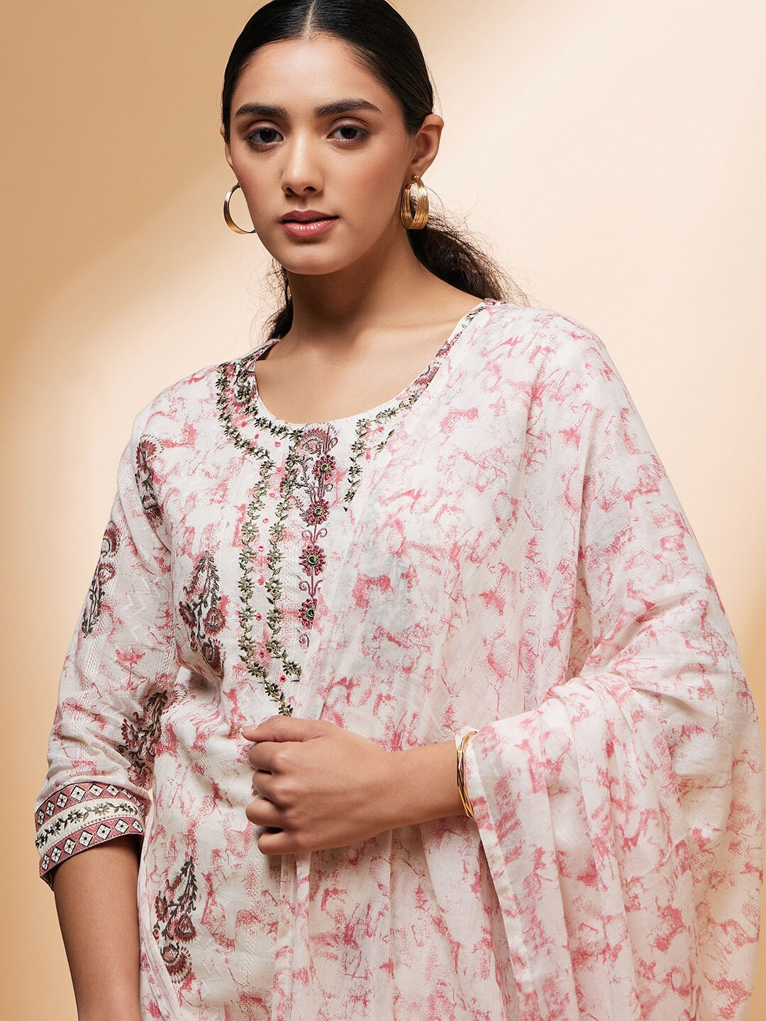 

all about you Ethnic Motifs Printed Thread Work Pure Cotton Kurta With Trousers & Dupatta, White