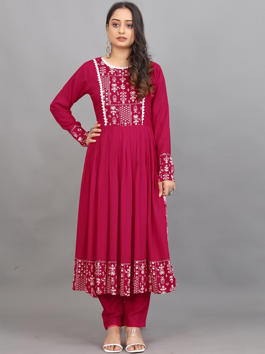 

Pari THE FASHION STUDIO Floral Printed Pure Cotton Kurta with Trousers, Pink