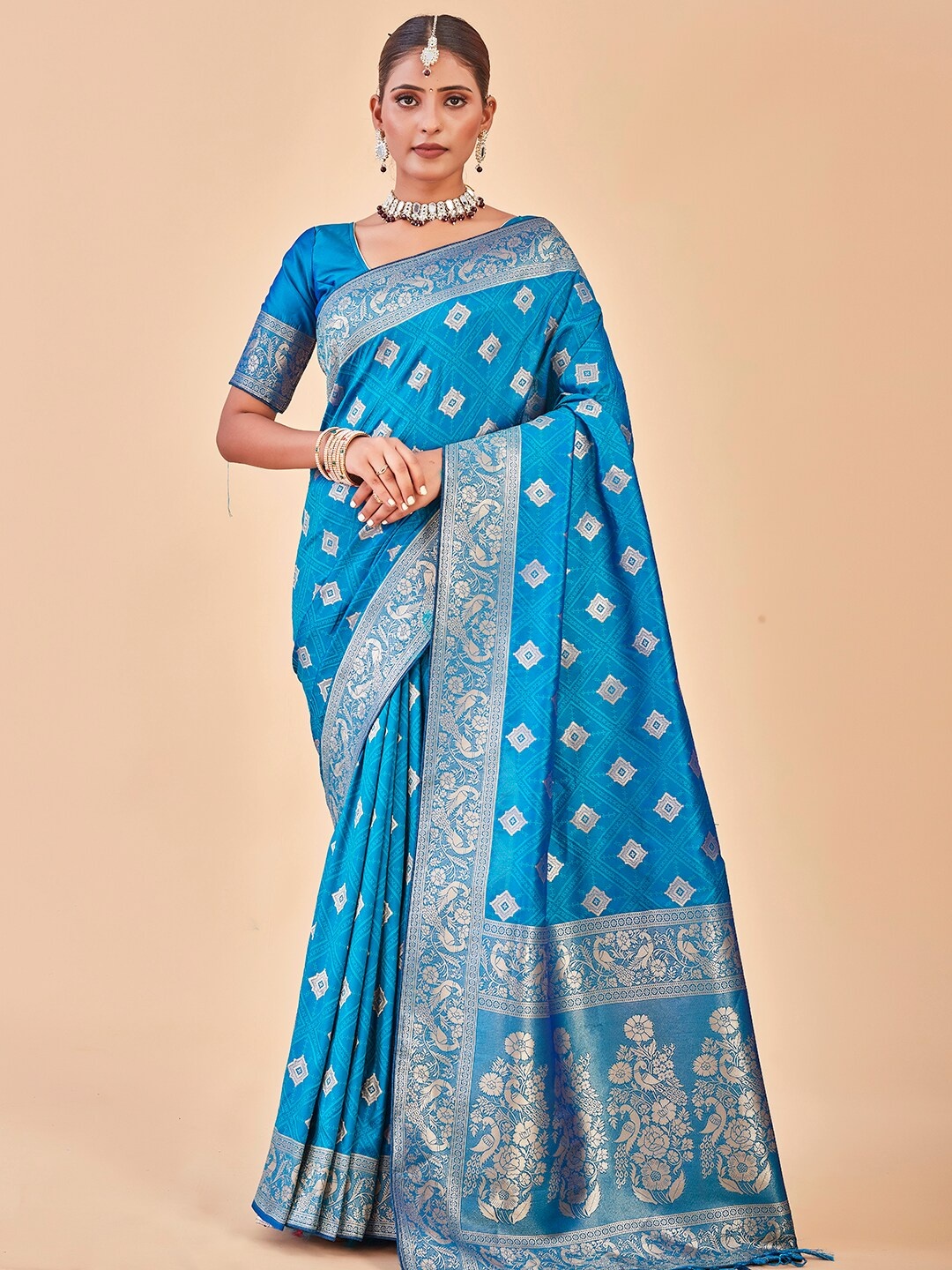 

Anouk Ethnic Motifs Woven Design Zari Banarasi Saree, Turquoise blue