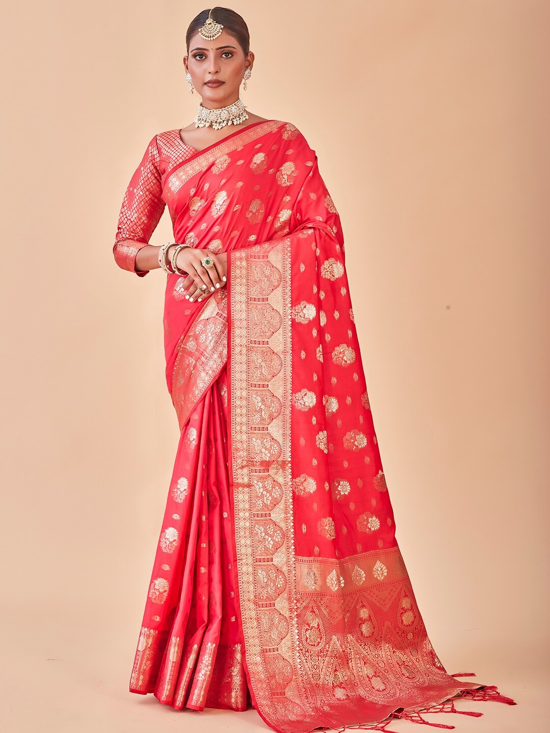 

Anouk Pink & Gold-Toned Floral Woven Design Zari Banarasi Saree