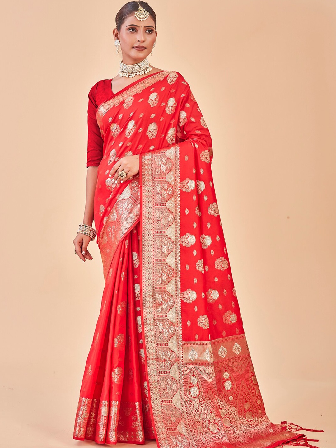 

Anouk Ethnic Motifs Woven Design Zari Banarasi Saree, Red