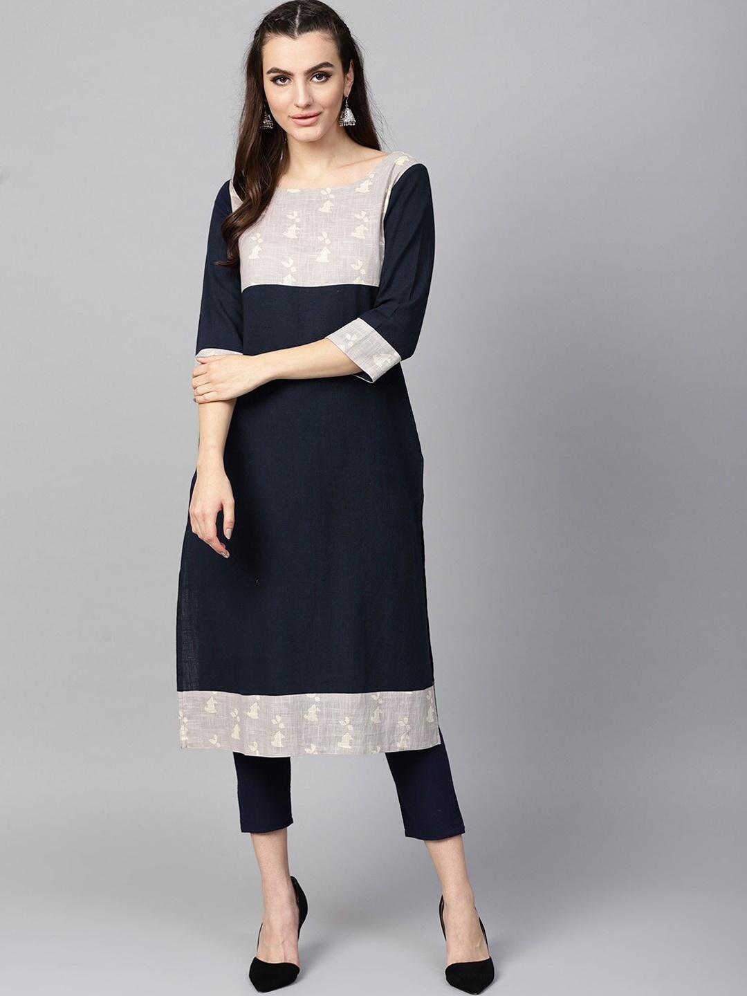 

AKS Printed Round Neck Straight Cotton Kurta, Navy blue