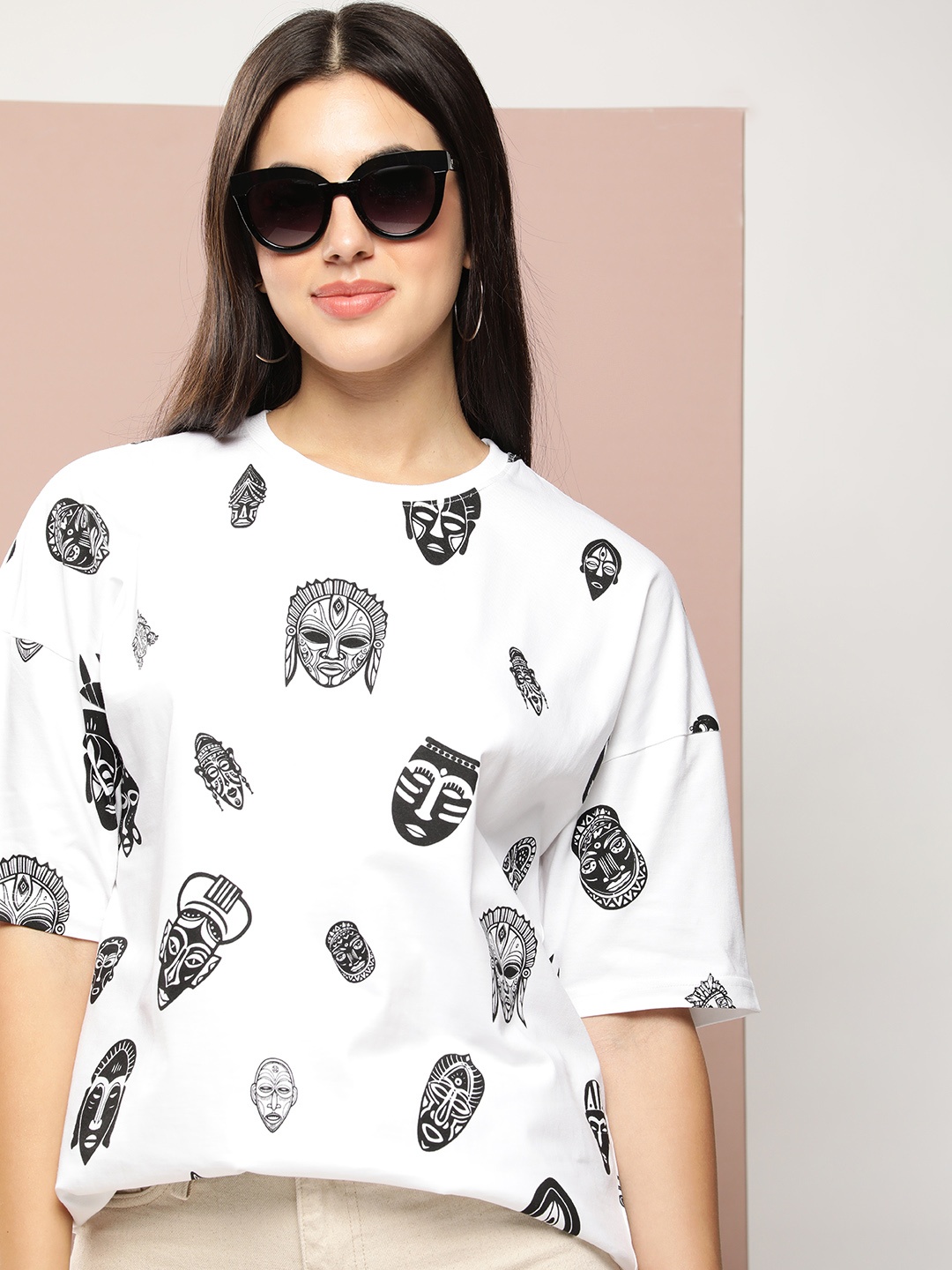 

Stormborn Graphic Printed Drop Shoulder Sleeves Oversized Pure Cotton T-shirt, White