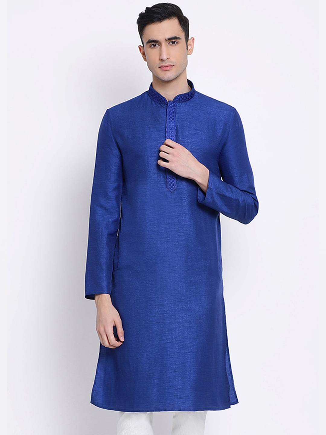 

Sanwara Mandarin Collar Straight Kurta, Blue
