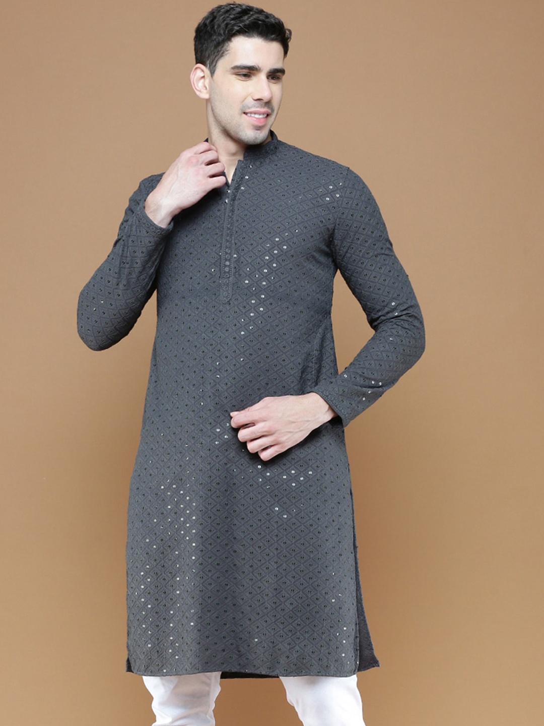 

Sanwara Mandarin Collar Embellished Straight Cotton Kurta, Grey