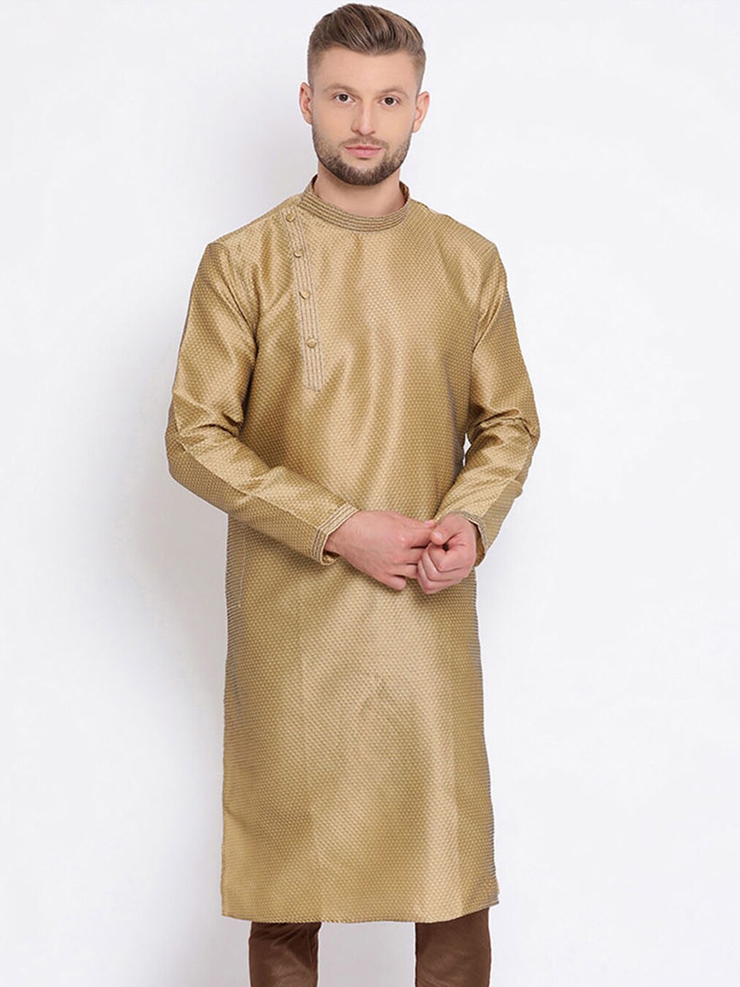 

Sanwara Geometric Woven Design Mandarin Collar Kurta, Gold