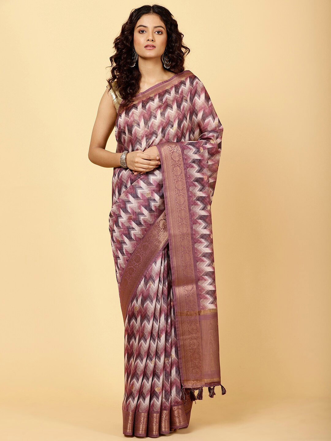 

Meena Bazaar Printed Zari Saree, White