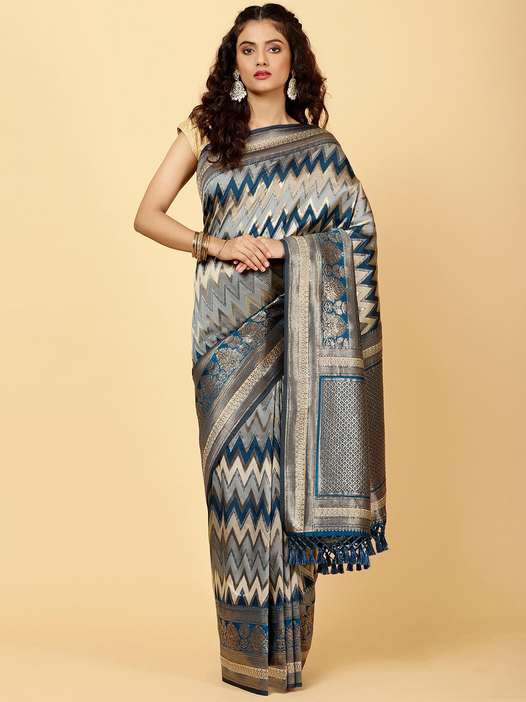 

Meena Bazaar Geometric Woven Design Zari Banarasi Saree, Grey