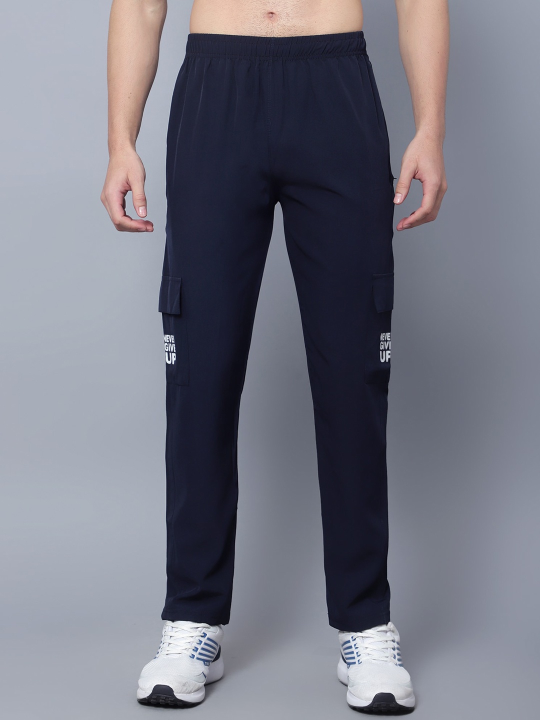 

SKY HEIGHTS Men Mid-Rise Slim-Fit Track Pants, Navy blue