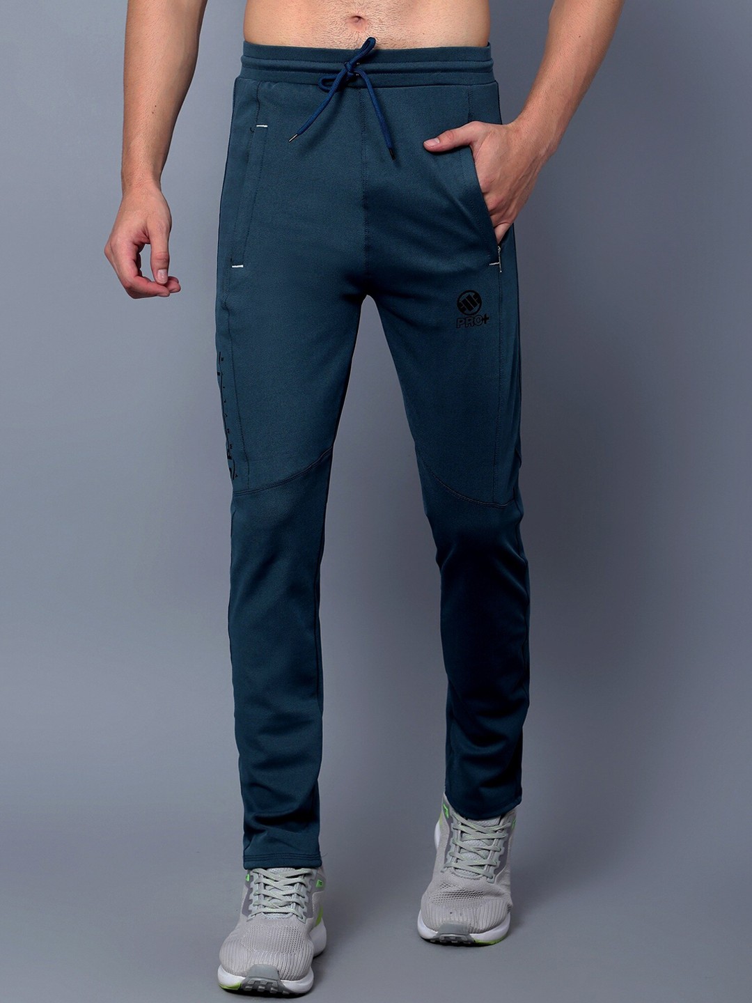 

SKY HEIGHTS Men Slim-Fit Track Pants, Navy blue