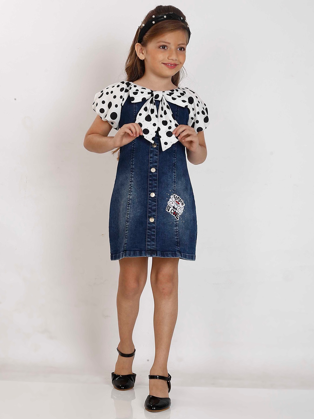 

Peppermint Girls Polka Dots Printed Puffed Sleeves Cotton Denim A-Line Dress, Navy blue