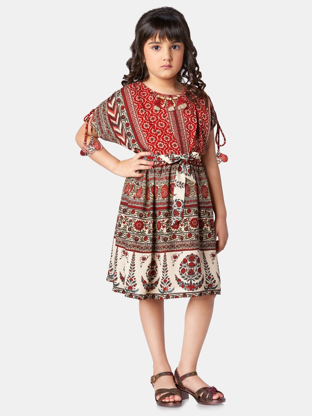 

Peppermint Ethnic Motifs Printed Batwing Sleeves Gathered Satin Fit & Flare Dress, Maroon