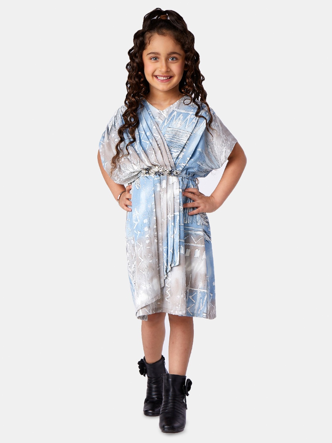 

Peppermint Girls Abstract Printed Extended Sleeve Embellished Chiffon A-Line Dress, Blue