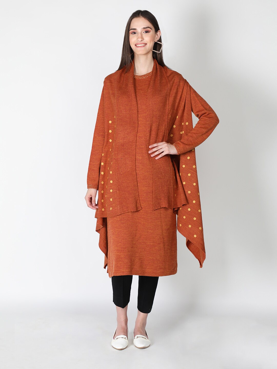 

Dlanxa Round Neck Straight Woolen Kurta, Rust