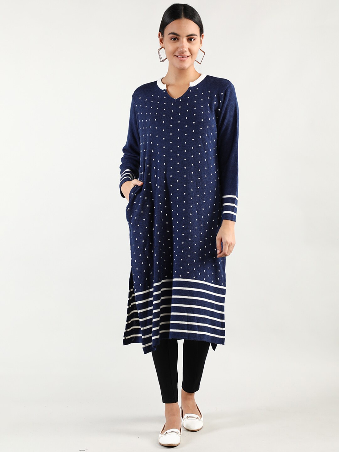 

Dlanxa Polka Dots Printed Acrylic Kurta, Navy blue
