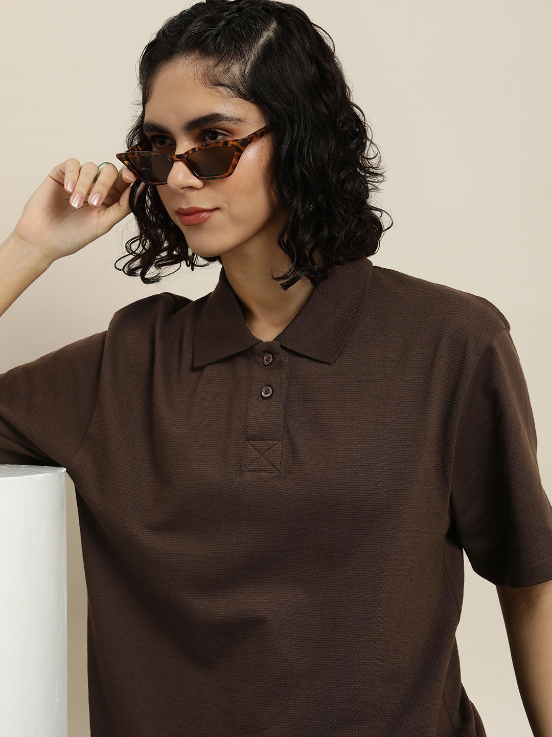 

DILLINGER Womens Honeycomb Structure Oversized Polo T-shirt, Brown