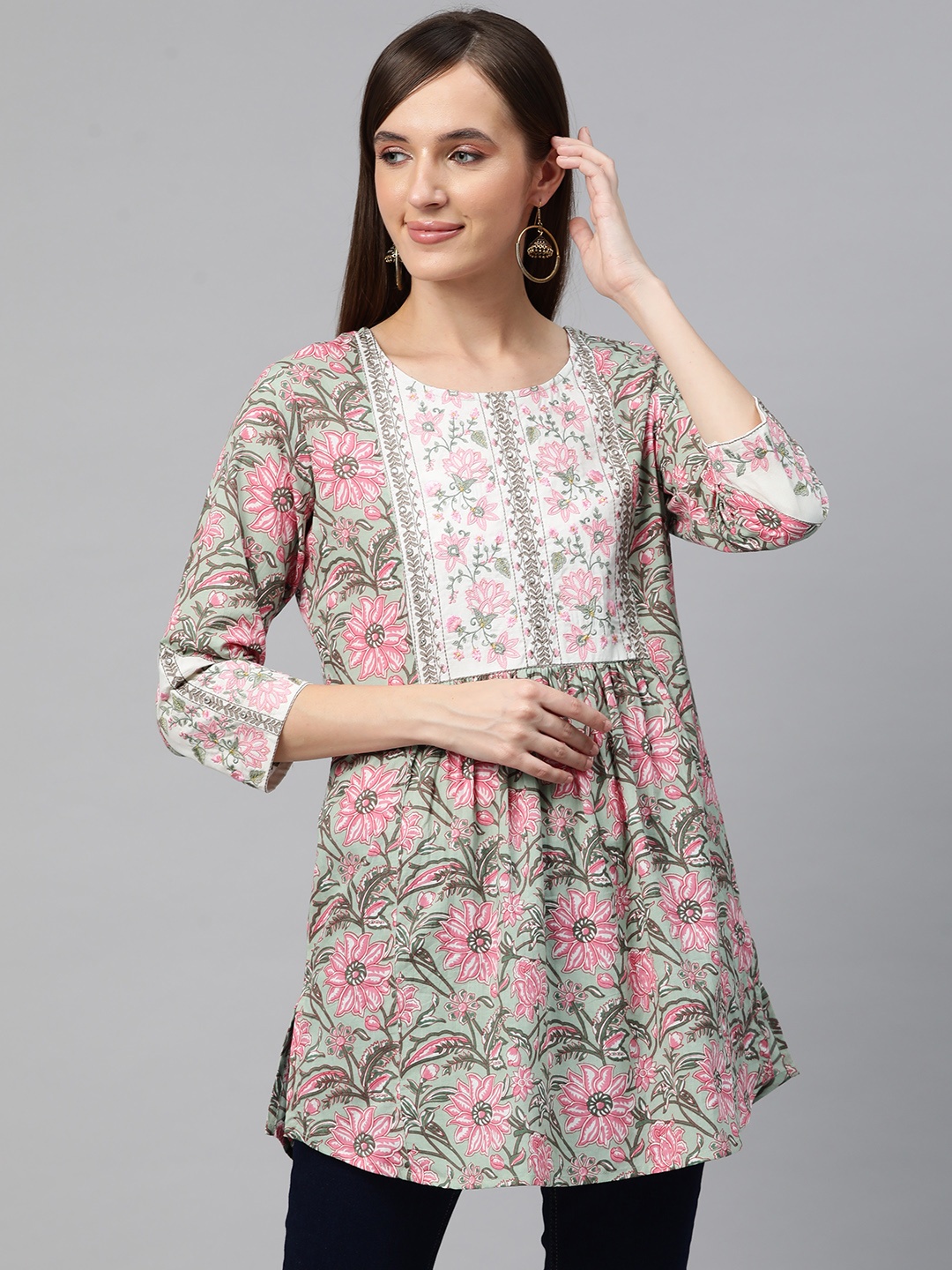 

Readiprint Fashions Floral Printed Thread Work Pure Cotton Pleated Kurti, Green