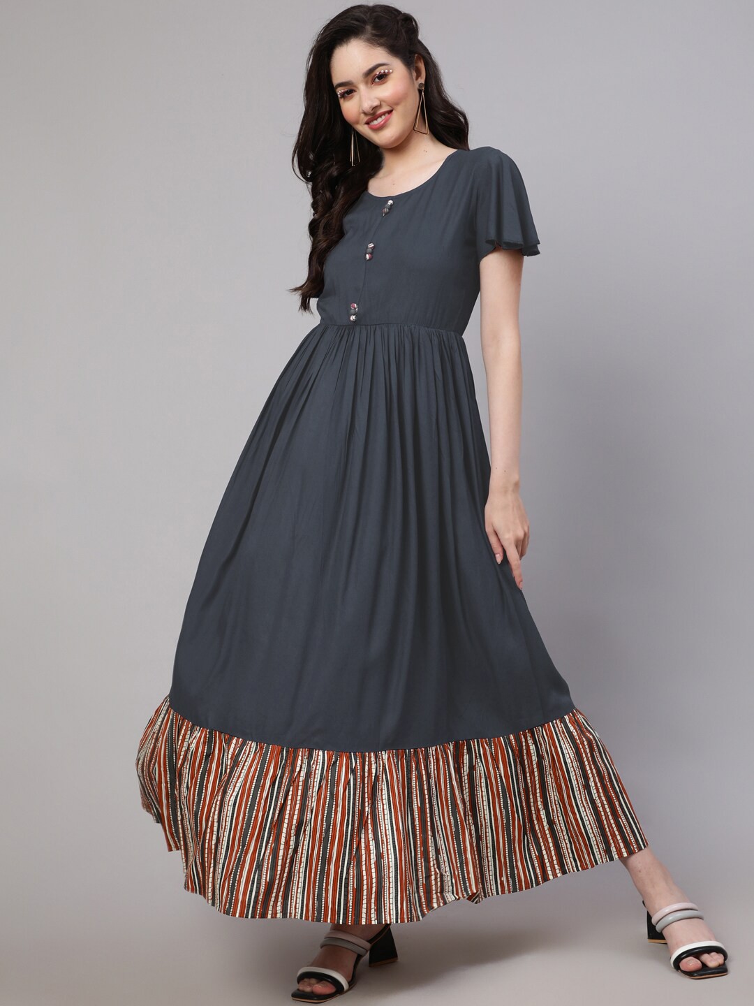 

DAEVISH Flared Sleeves Fit and Flare Dress, Grey