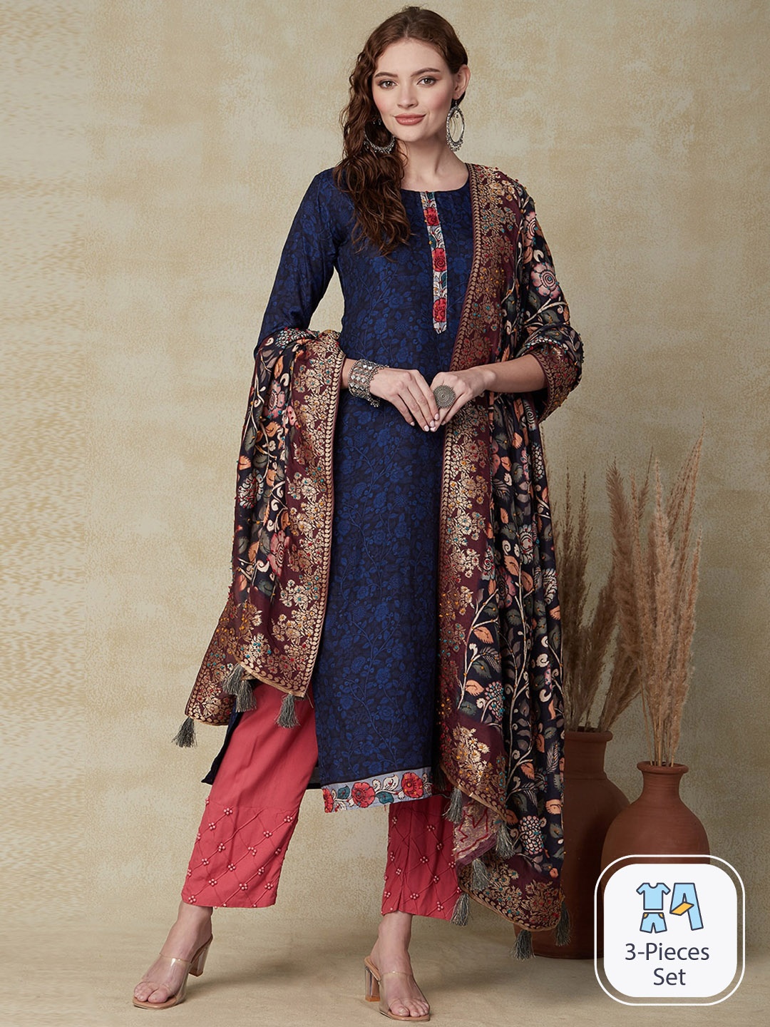 

FASHOR Geometric Printed Square Neck Chanderi Silk Straight Kurta With dupatta, Navy blue