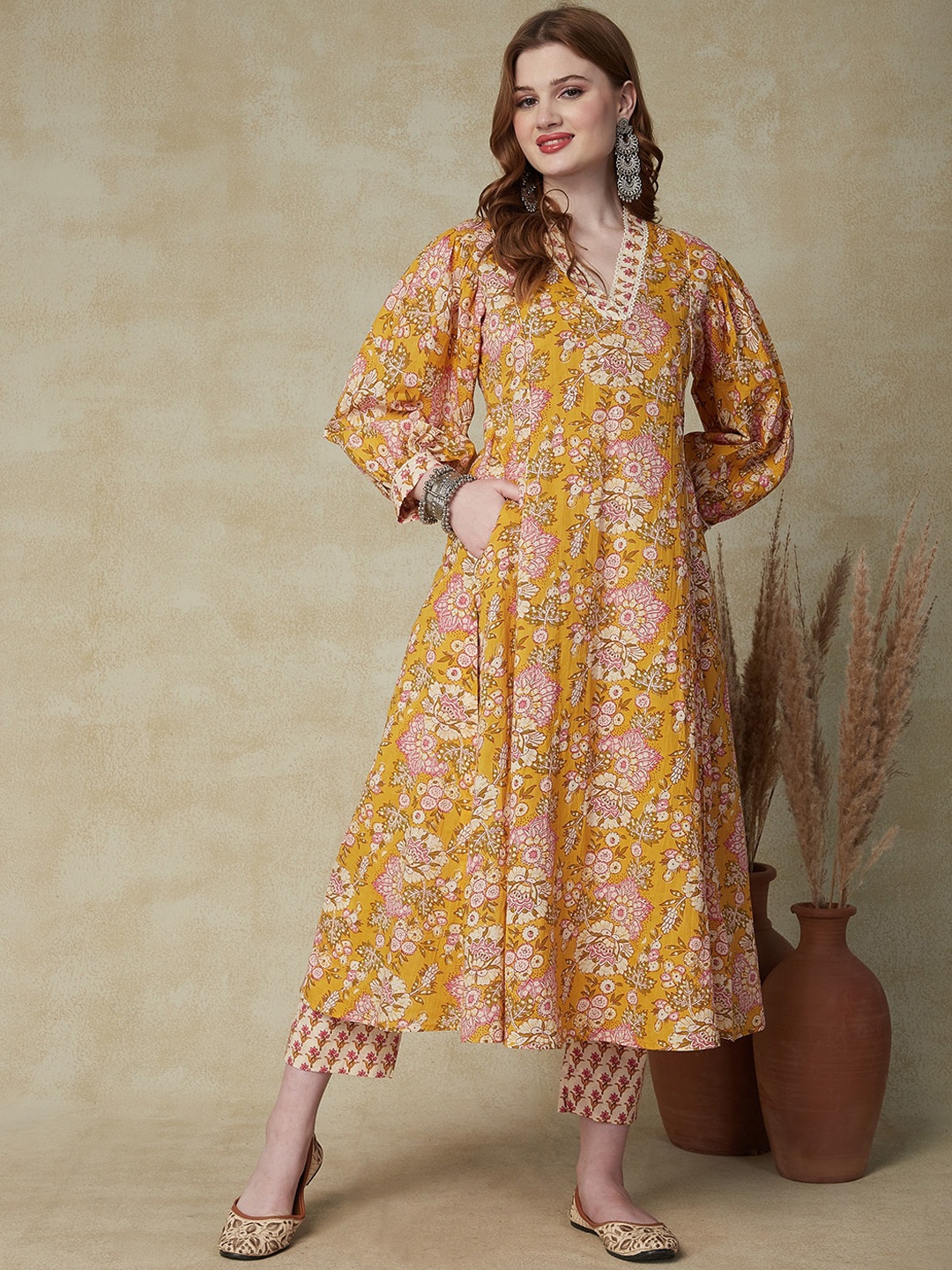 

FASHOR Floral Printed Panelled Sequinned Pure Cotton Kurta With Trousers, Yellow