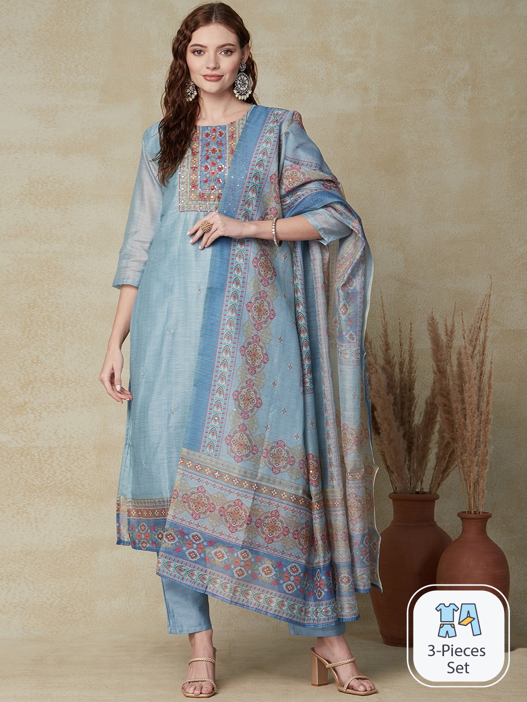 

FASHOR Ethnic Motifs Printed Regular Sequinned Detailed Kurta & Trousers With Dupatta, Blue