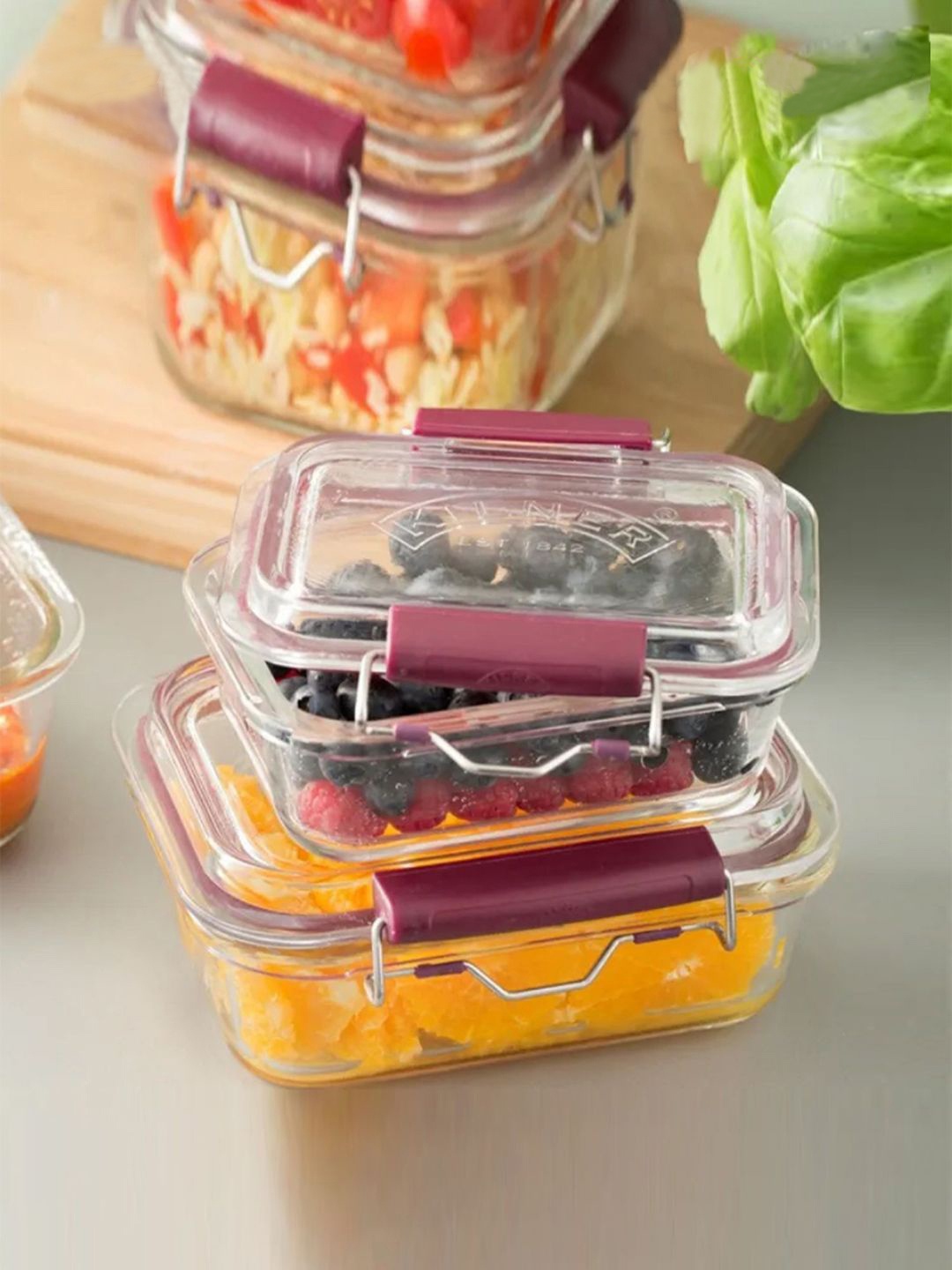 KILNER Transparent BFA Free Dishwasher and Microwave Safe Luch Box 0.60L
