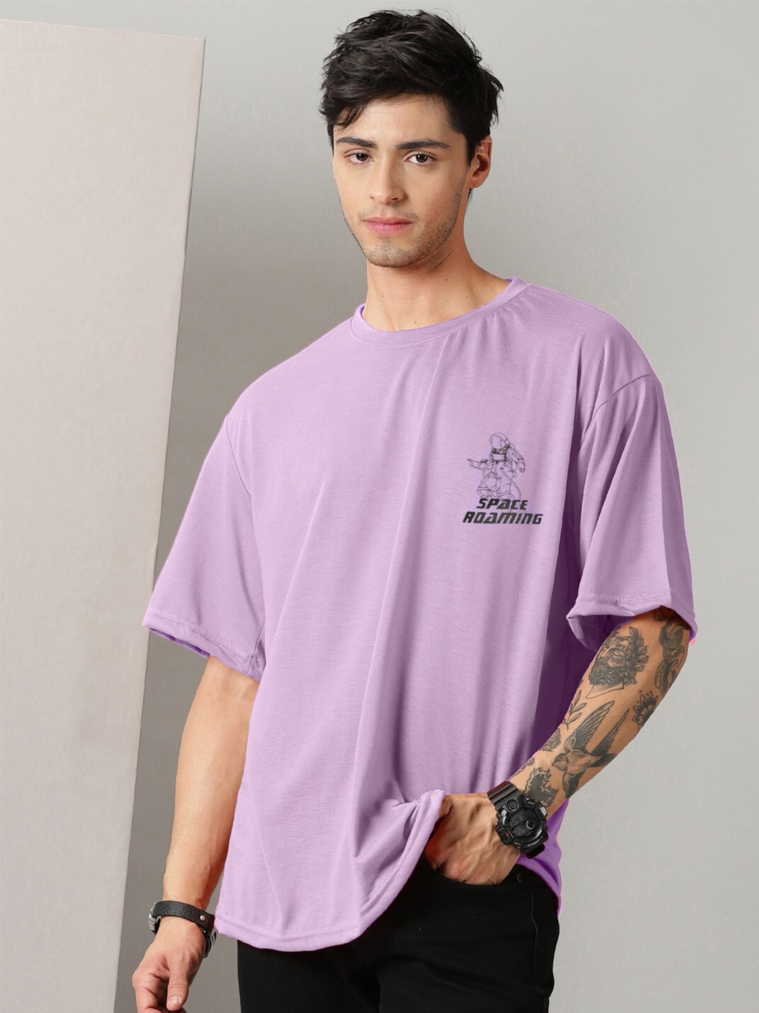 

Rodzen Graphic Printed Drop-Shoulder Sleeves Oversized Cotton T-shirt, Lavender