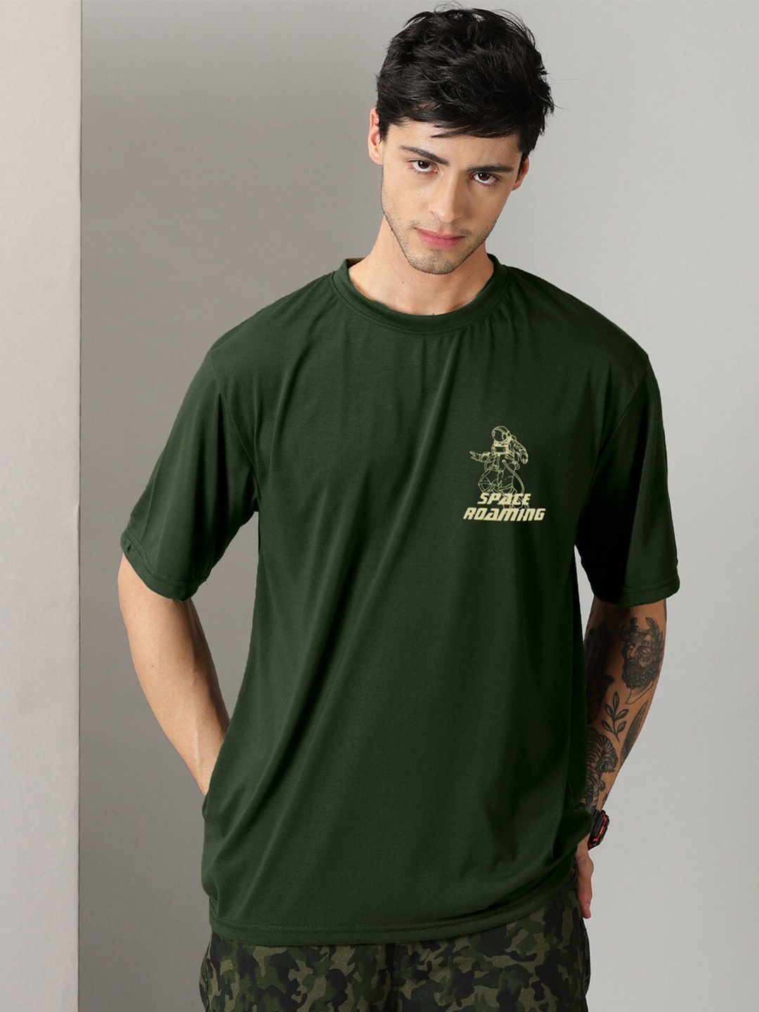 Rodzen Graphic Printed Drop-Shoulder Sleeves Oversized Cotton T-shirt, Green