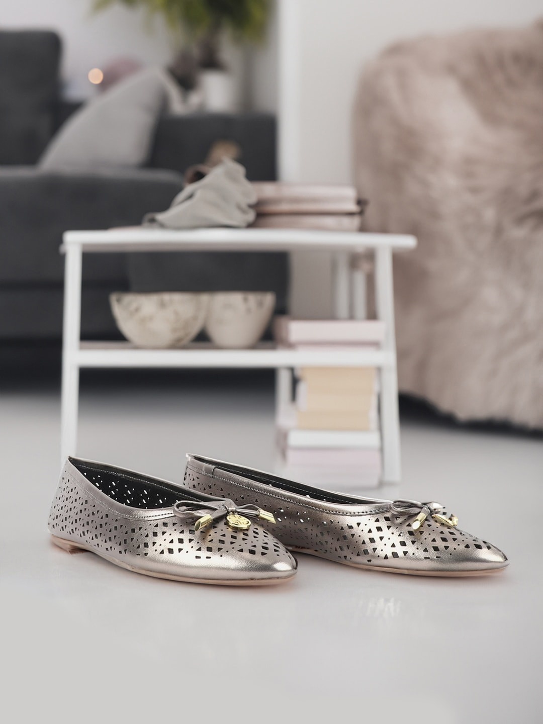 

Carlton London Laser Cuts Ballerinas with Bows Flats, Grey