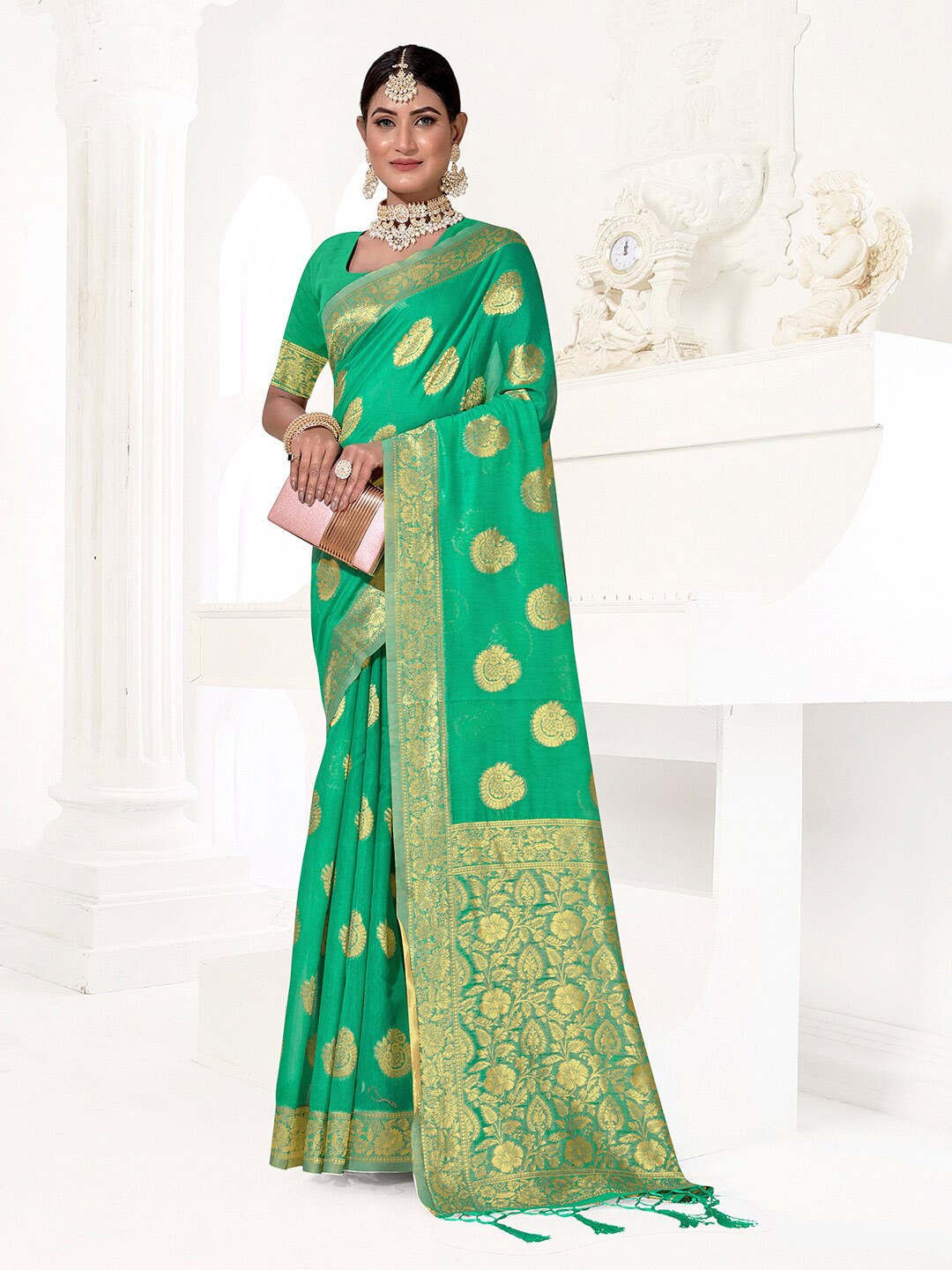 

Anouk Green & Gold-Toned Ethnic Motifs Woven Design Zari Pure Cotton Chanderi Saree