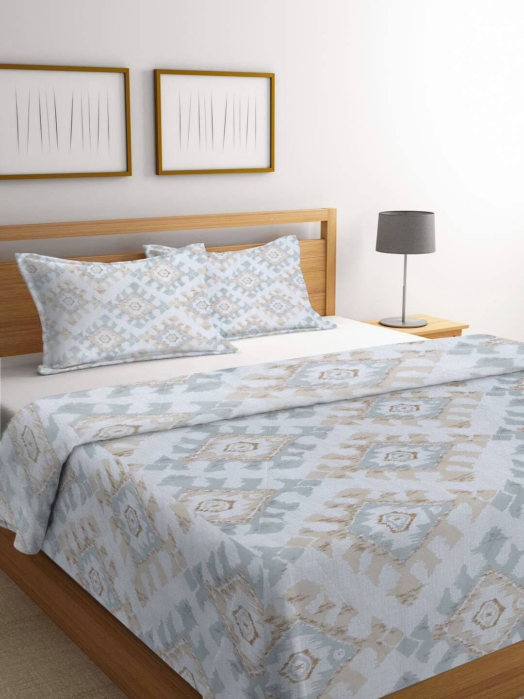 

homewards White & Blue Ethnic Motifs AC Room 150 GSM Double Bed Comforter