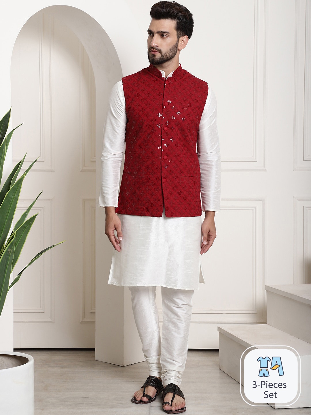 

SOJANYA Regular Dupion Silk Kurta With Pyjamas & Nehru Jacket, Cream