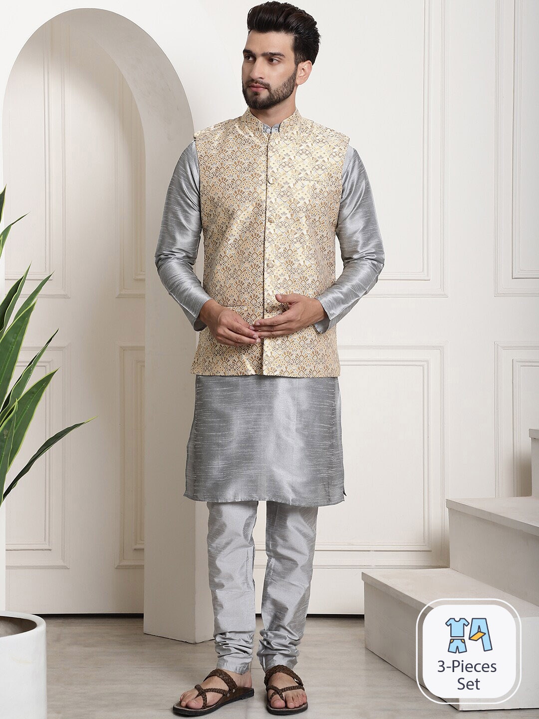 

SOJANYA Mandarin Collar Straight Kurta With Churidar & Nehrujacket, Grey