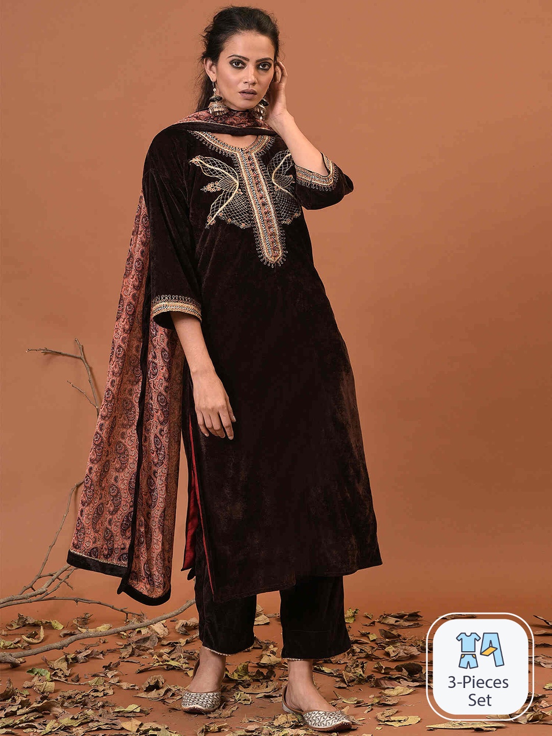 

NUHH Ethnic Motifs Embroidered Thread Work Velvet Kurta With Trousers & Dupatta, Brown