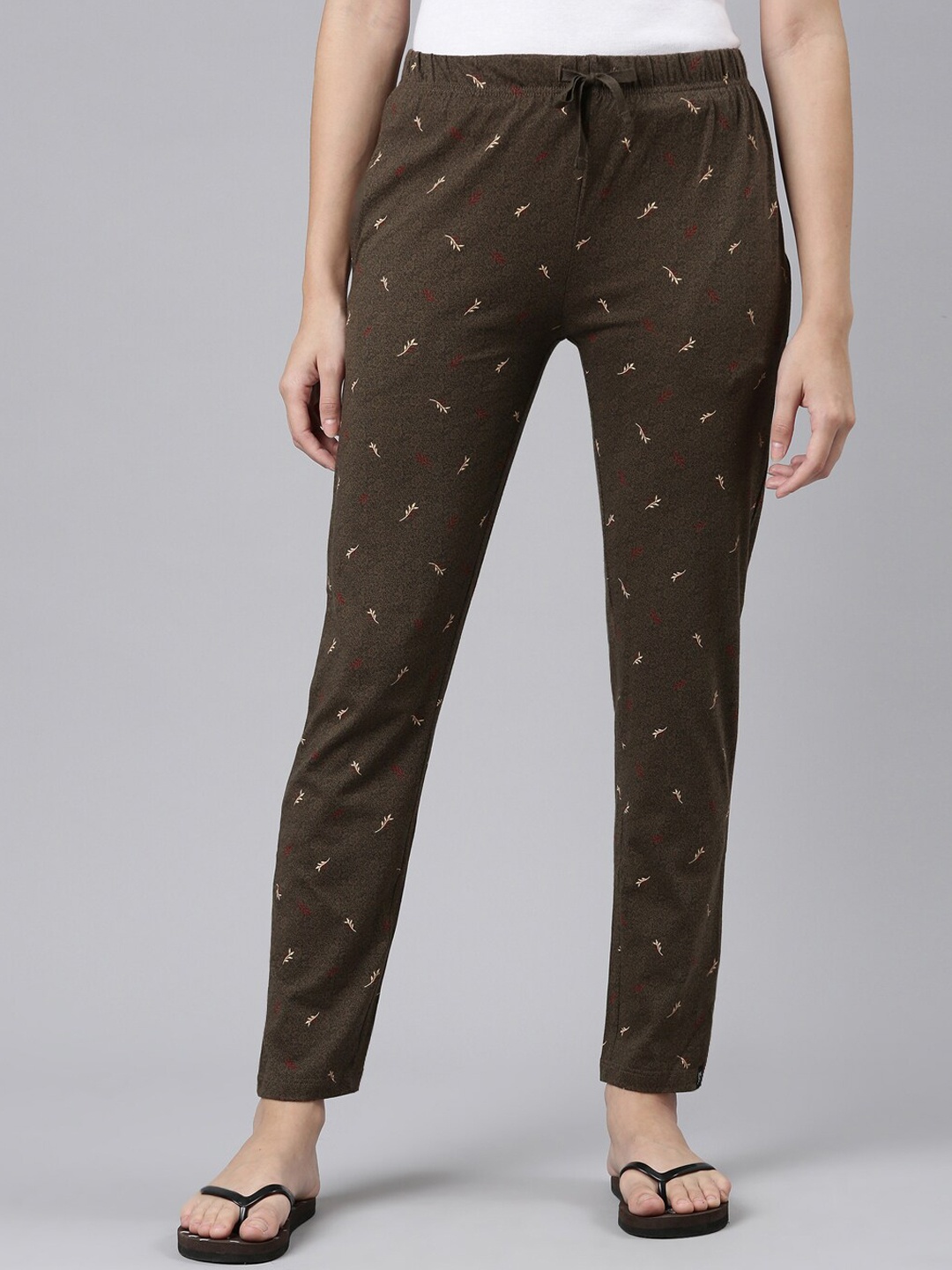 

TWIN BIRDS Women Printed Mid-Rise Pure Cotton Lounge Pant, Brown