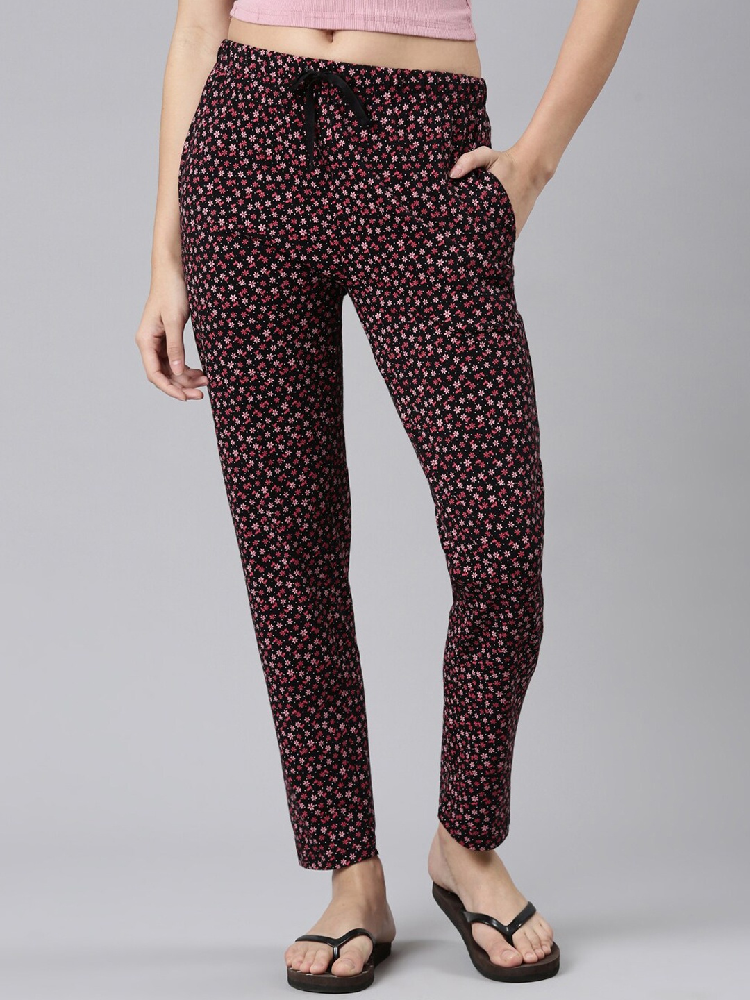 

TWIN BIRDS Women Floral Printed Pure Cotton Lounge Pant, Black