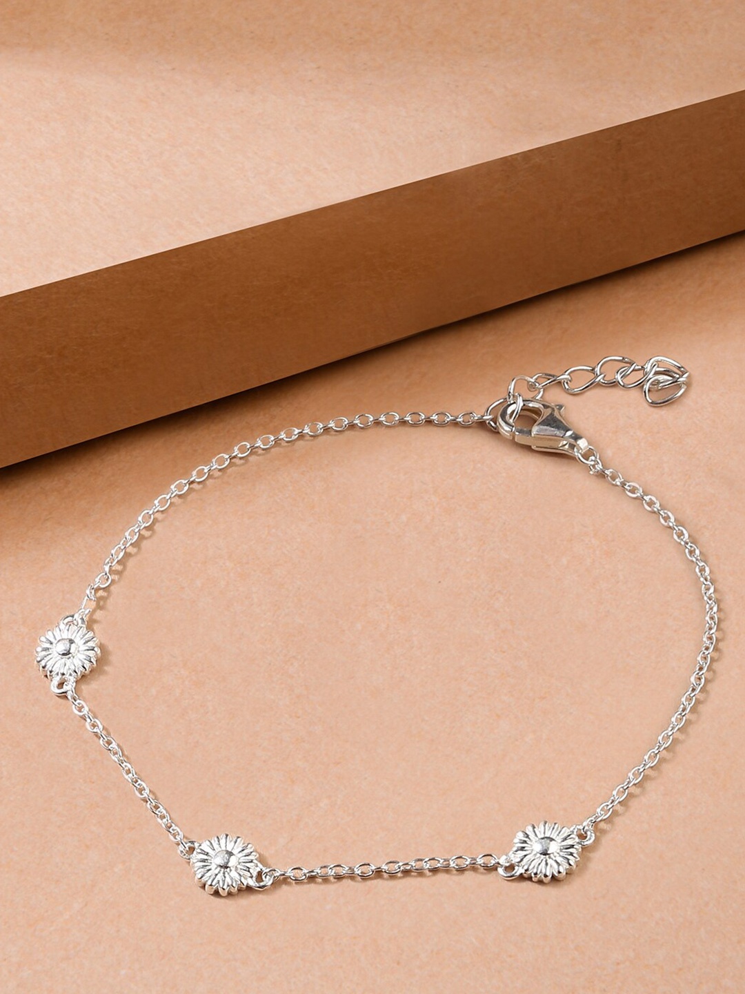 

Accessorize Women 925 Pure Sterling Silver Daisy Bracelet