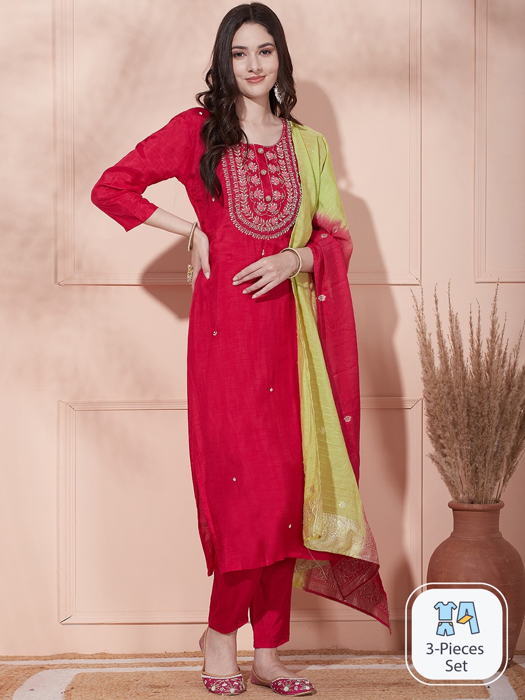 

FASHOR Floral Embroidered Regular Thread Work Kurta With Trousers & Dupatta, Pink