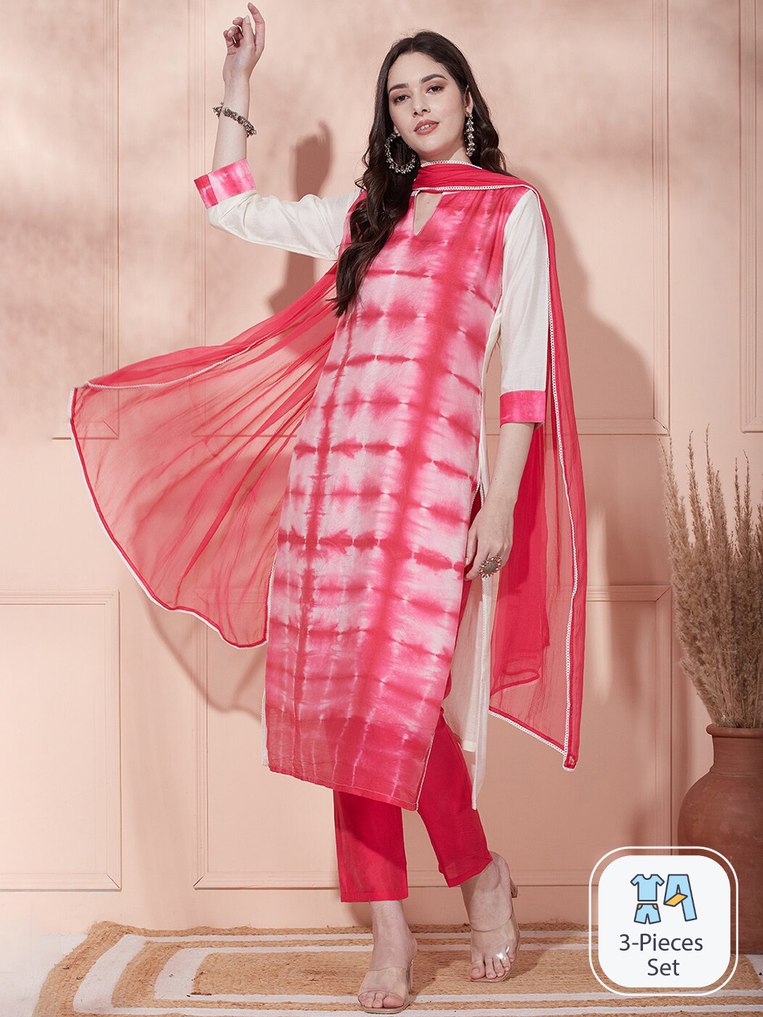 

FASHOR Dyed Kurta with Trousers & Dupatta, Pink
