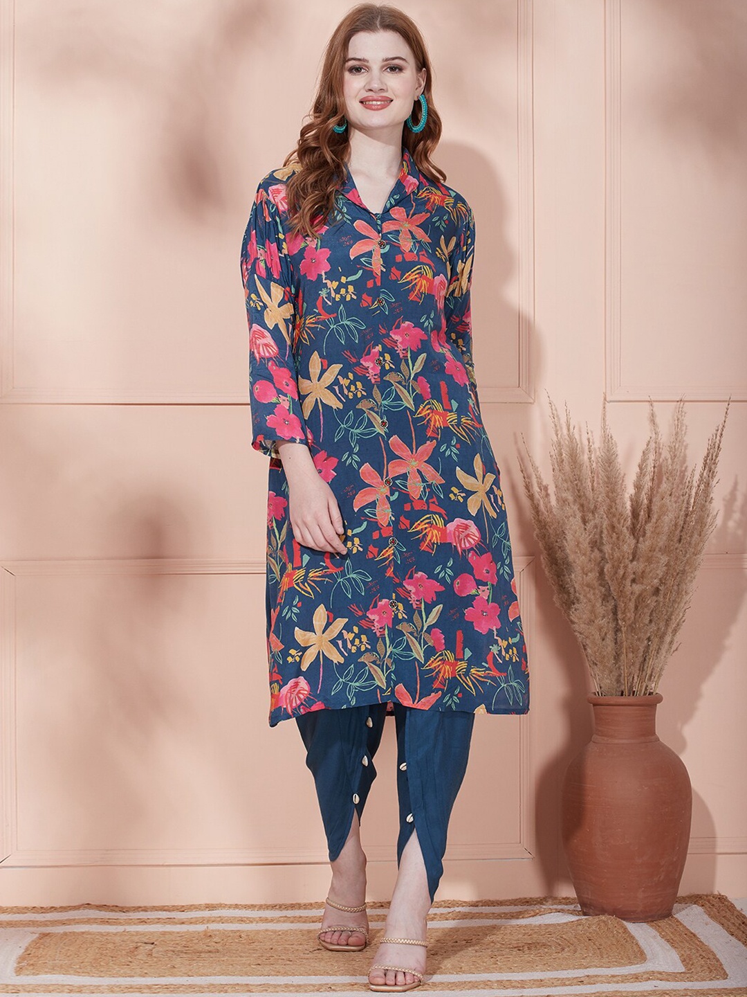 

FASHOR Shawl Collar Floral Printed Regular Kurta with Dhoti Pants, Blue