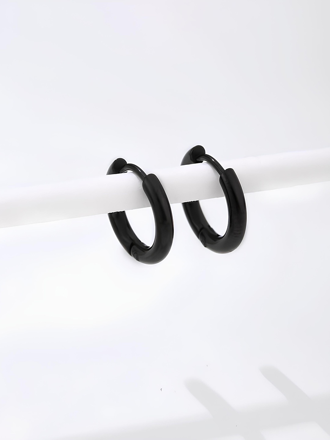 

KARISHMA KREATIONS Set Of 3 Stainless Steel Contemporary Studs, Black