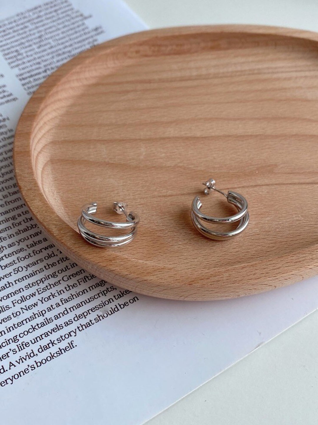 

MISS JO 92.5 Sterling Silver Contemporary Hoop Earrings