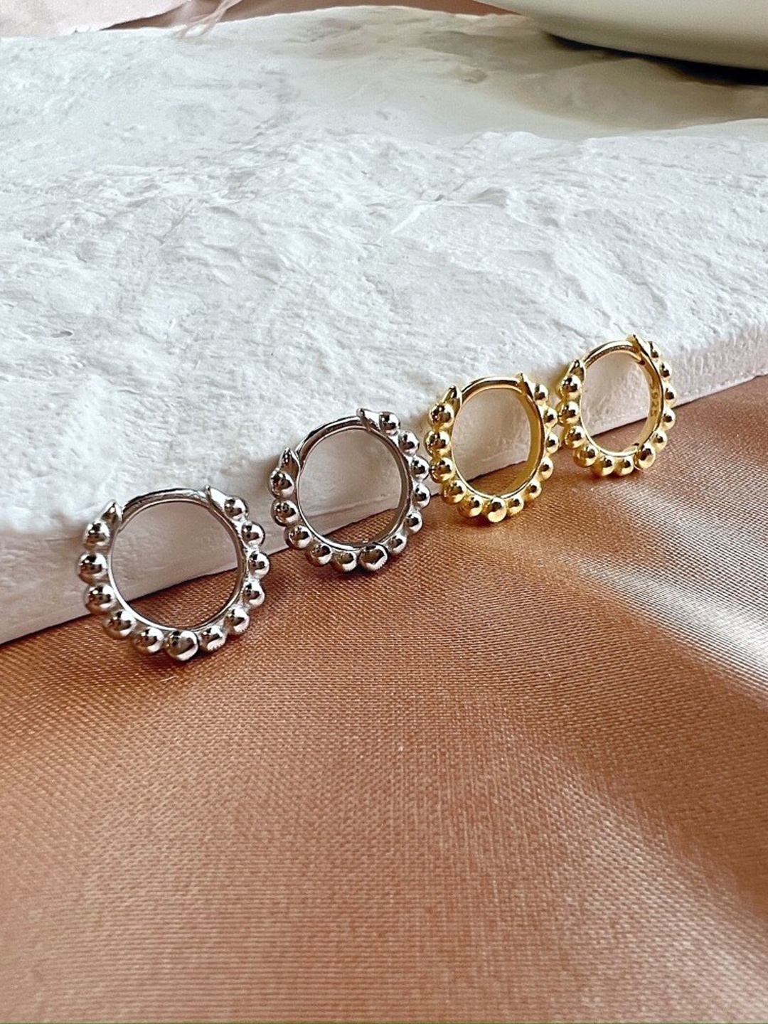 

MISS JO 92.5 Sterling Silver Contemporary Hoop Earrings