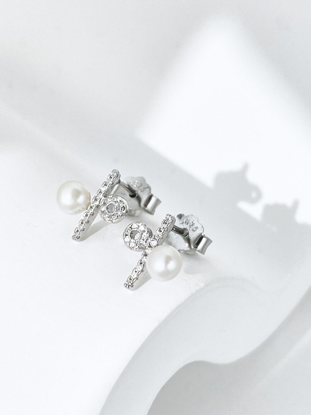

MISS JO 92.5 Sterling Silver Contemporary Studs Earrings