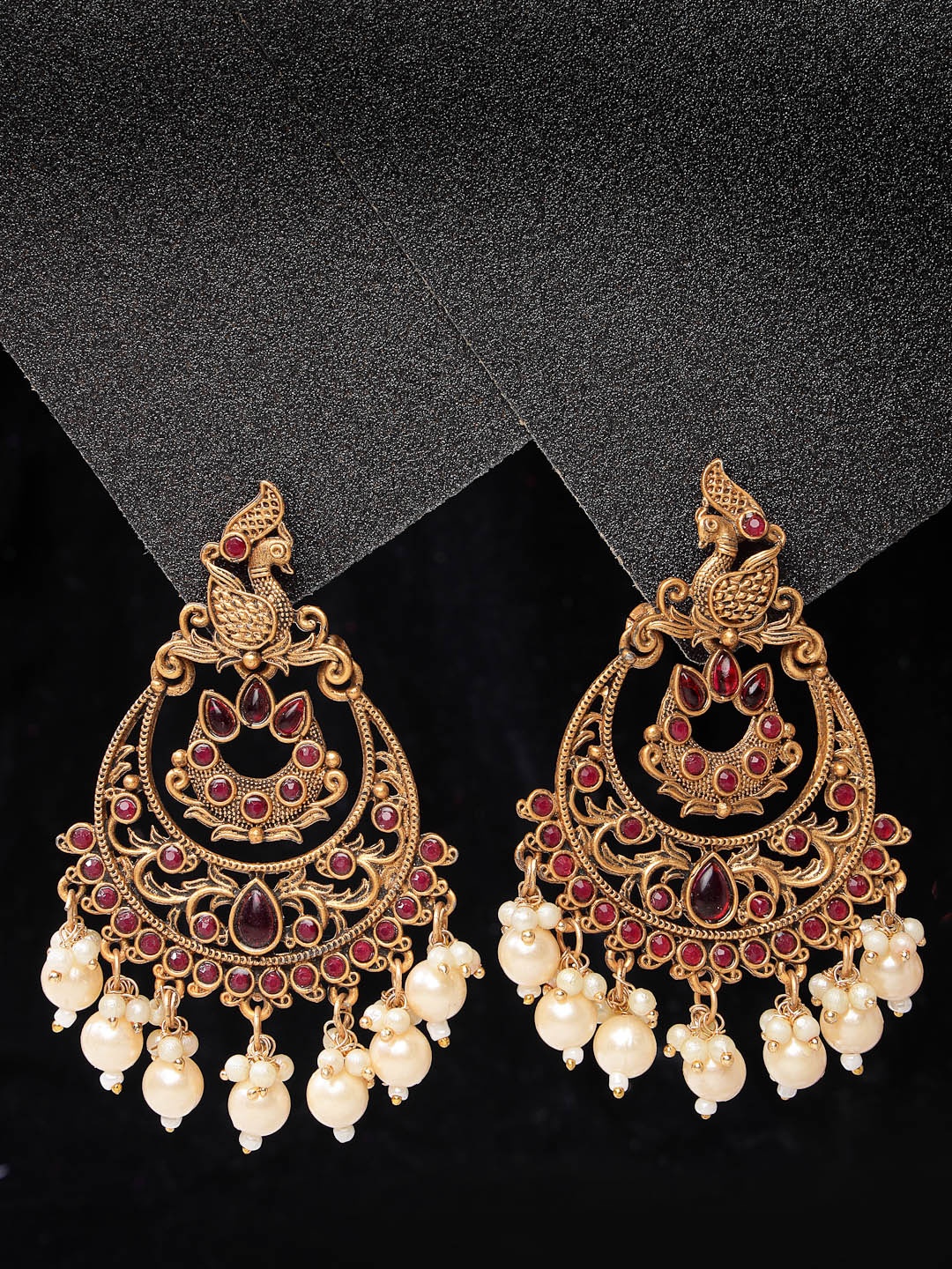 

ADIVA Gold-Plated Crescent Shaped Chandbalis