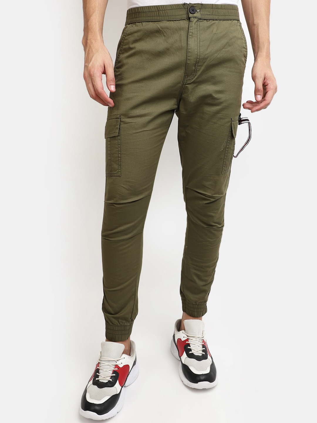 

V-Mart Men Mid-Rise Easy Wash Joggers, Green