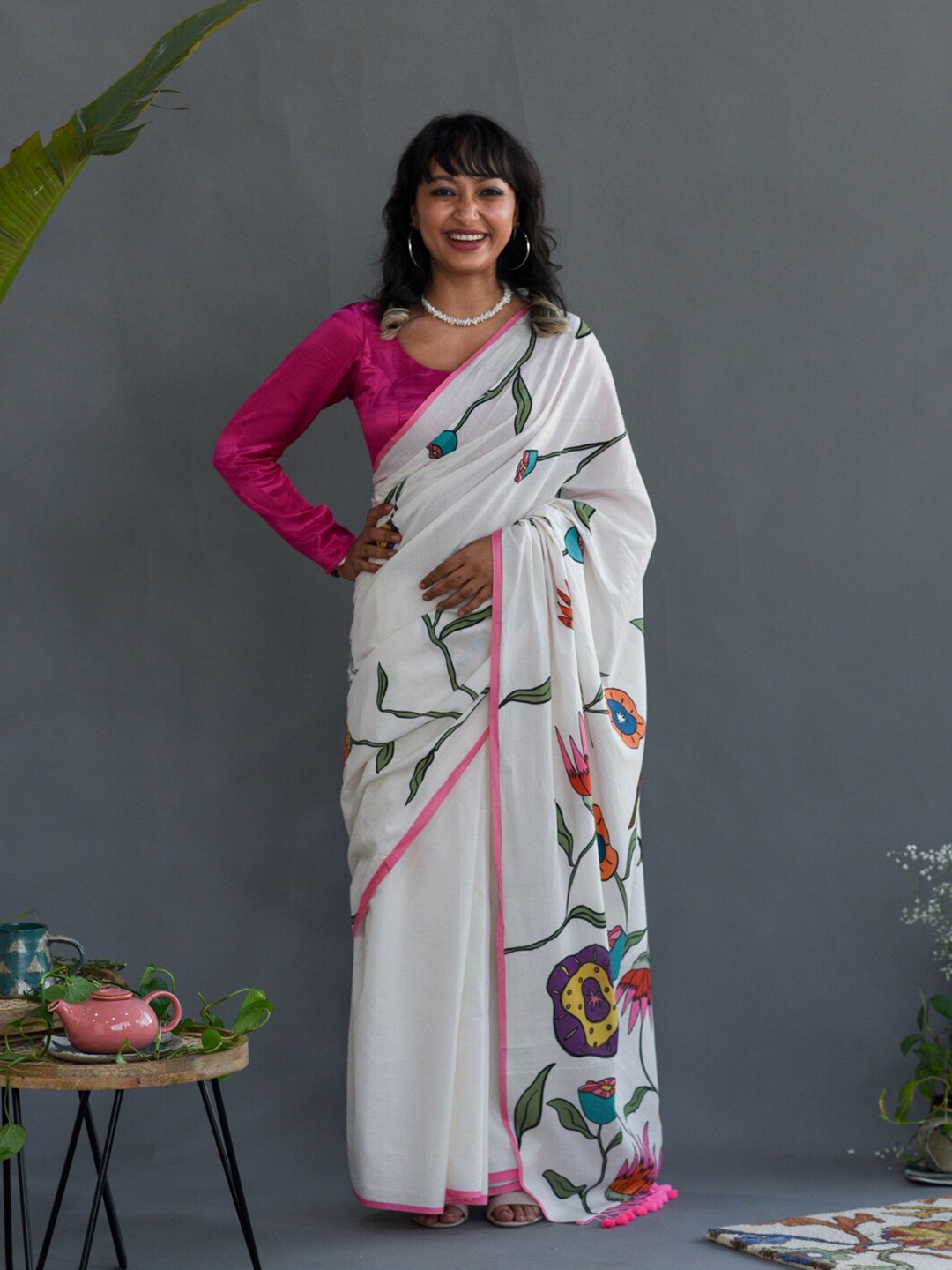 

Suta Floral Printed Pure Cotton Saree, White