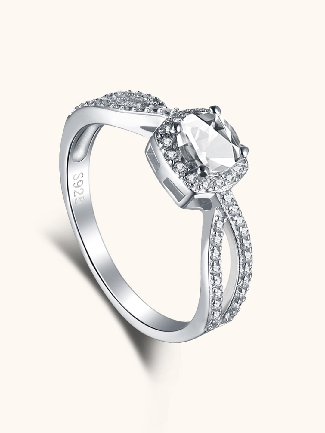 

MISS JO 92.5 Sterling Silver Elegance Embodied Finger Ring