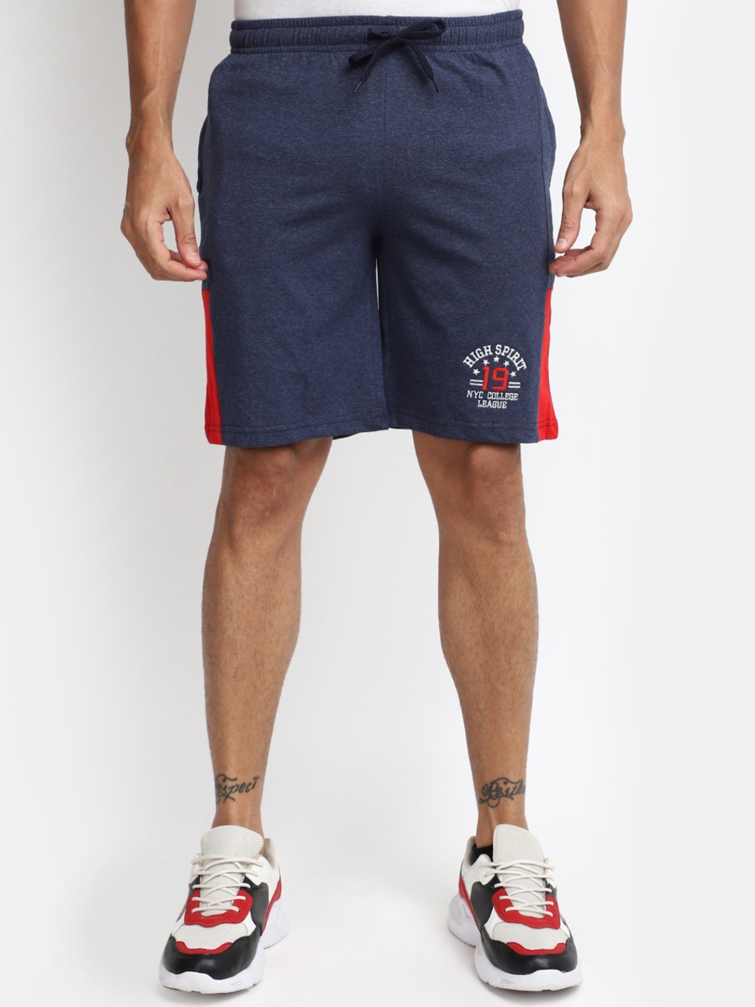 

V-Mart Men Printed Cotton Shorts, Grey