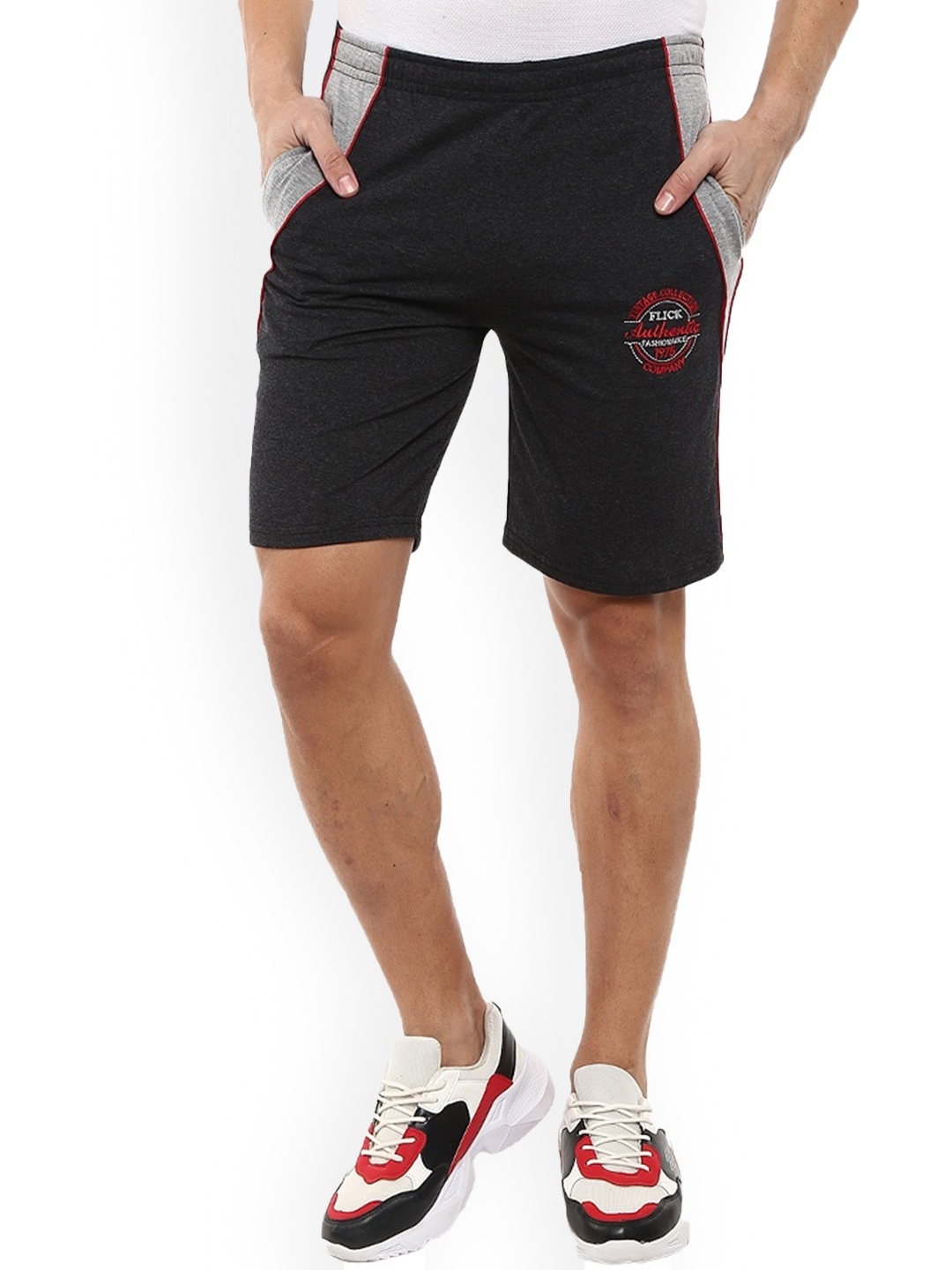 

V-Mart Men Colorblocked Mid-Rise Sports Shorts, Black